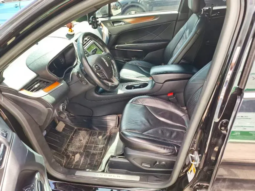 2017 Lincoln MKC 2.0T 203HP L4 6AT,autocango,china used car exporter,china ev exporter,chinese used car exporter,chinese used ev exporter
