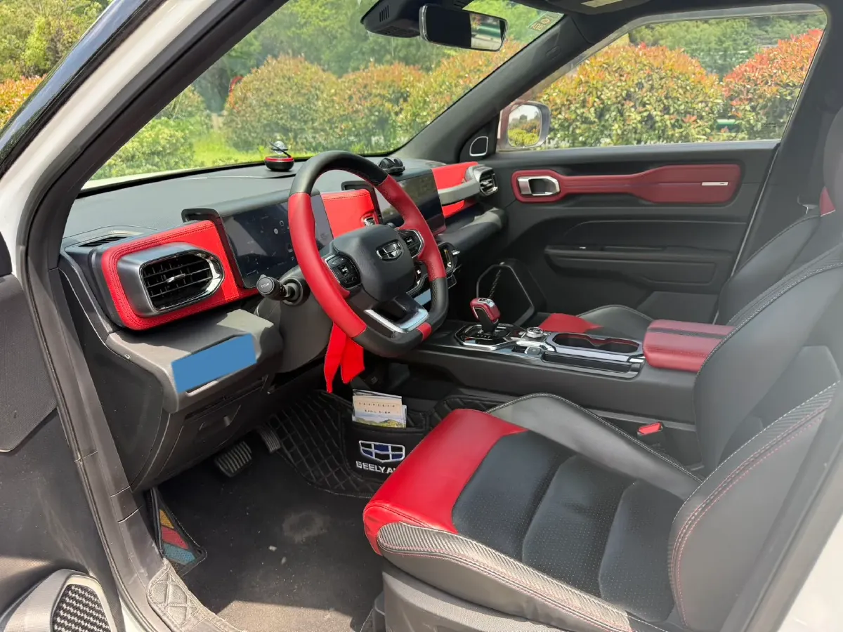 2020 Geely ICON 1.5T 177HP L3 7DCT,autocango,china used car exporter,china ev exporter,chinese used car exporter,chinese used ev exporter