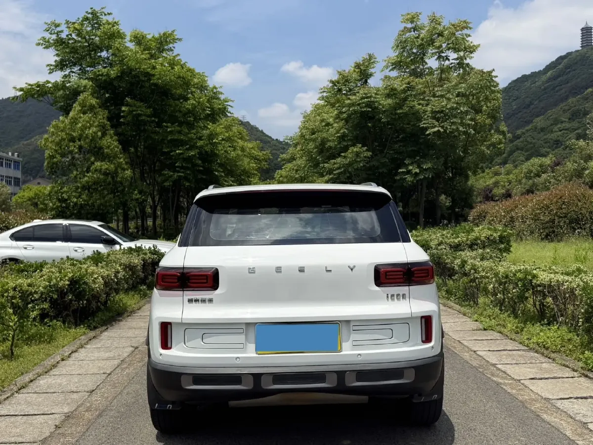 2020 Geely ICON 1.5T 177HP L3 7DCT,autocango,china used car exporter,china ev exporter,chinese used car exporter,chinese used ev exporter