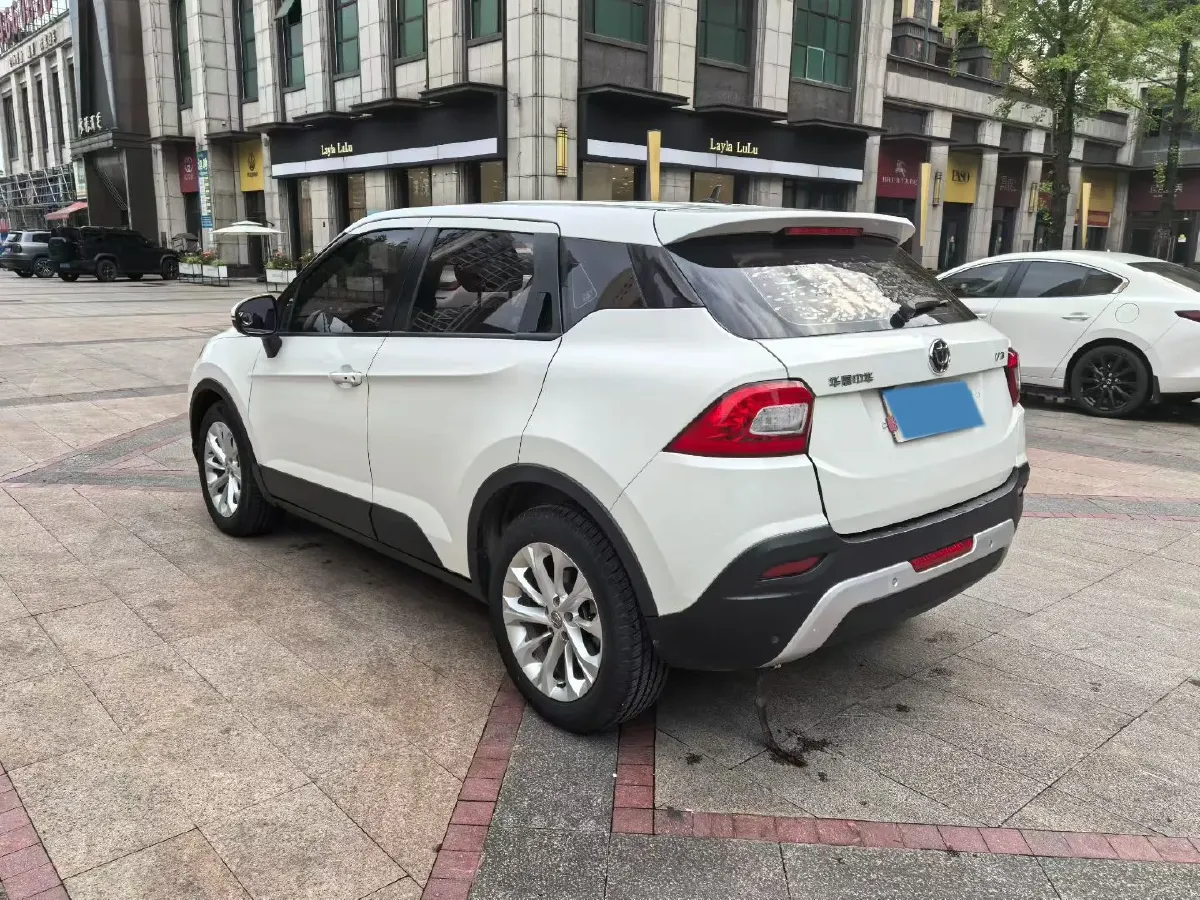2015 Brilliance Auto V3 1.5L 112HP L4 5AT,autocango,china used car exporter,china ev exporter,chinese used car exporter,chinese used ev exporter