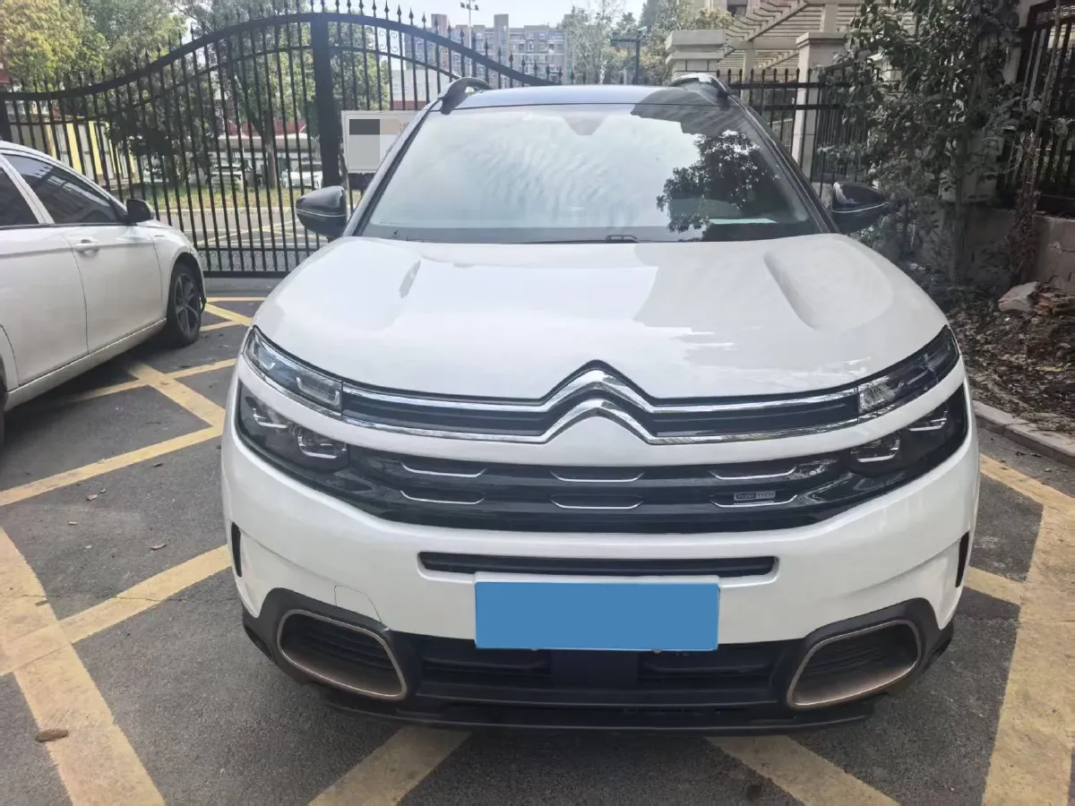 2020 Citroen C5 Aircross 1.6T 170HP L4 6AT,autocango,china used car exporter,china ev exporter,chinese used car exporter,chinese used ev exporter