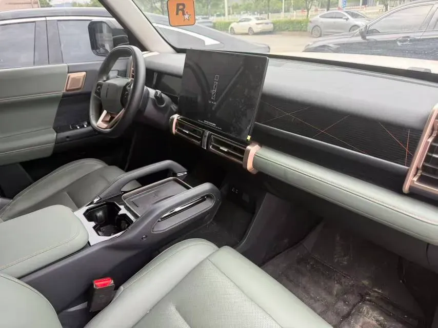 2024 iCAR iCAR 03 BEV 65.69KWH,autocango,china used car exporter,china ev exporter,chinese used car exporter,chinese used ev exporter