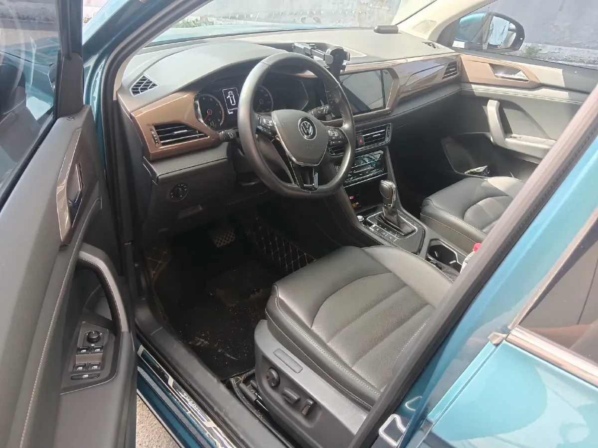 2021 Volkswagen Tharu 1.4T 150HP L4 7DCT,autocango,china used car exporter,china ev exporter,chinese used car exporter,chinese used ev exporter