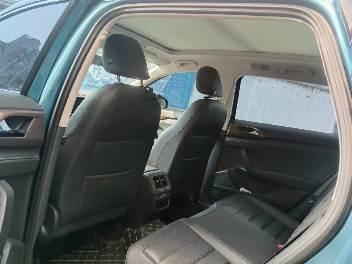 2021 Volkswagen Tharu 1.4T 150HP L4 7DCT,autocango,china used car exporter,china ev exporter,chinese used car exporter,chinese used ev exporter