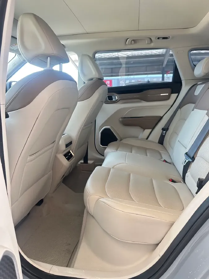 2020 Geely ICON 1.5T 177HP L3 7DCT,autocango,china used car exporter,china ev exporter,chinese used car exporter,chinese used ev exporter