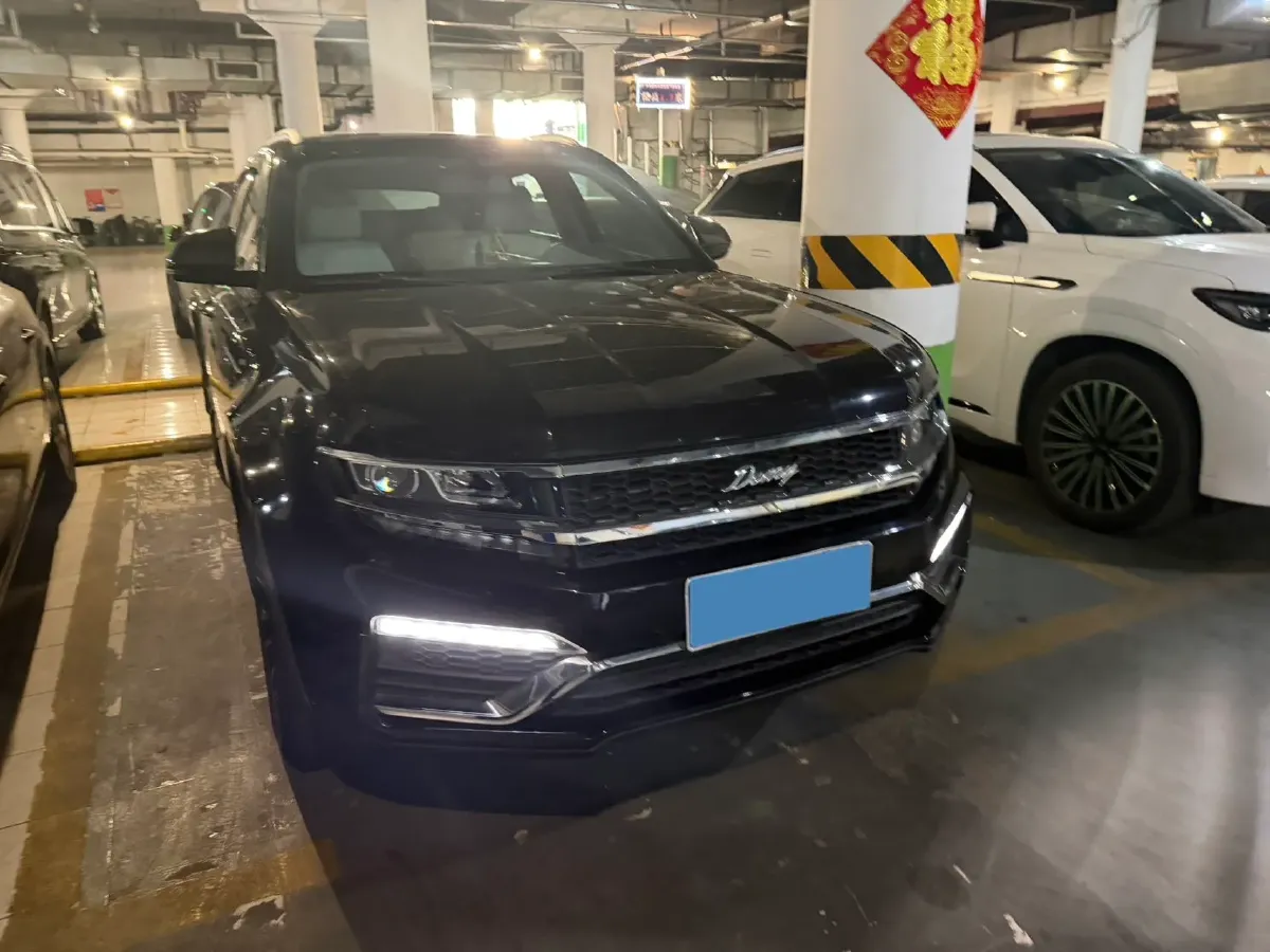 2017 Zotye Damy X7 1.8T 177HP L4 6DCT,autocango,china used car exporter,china ev exporter,chinese used car exporter,chinese used ev exporter