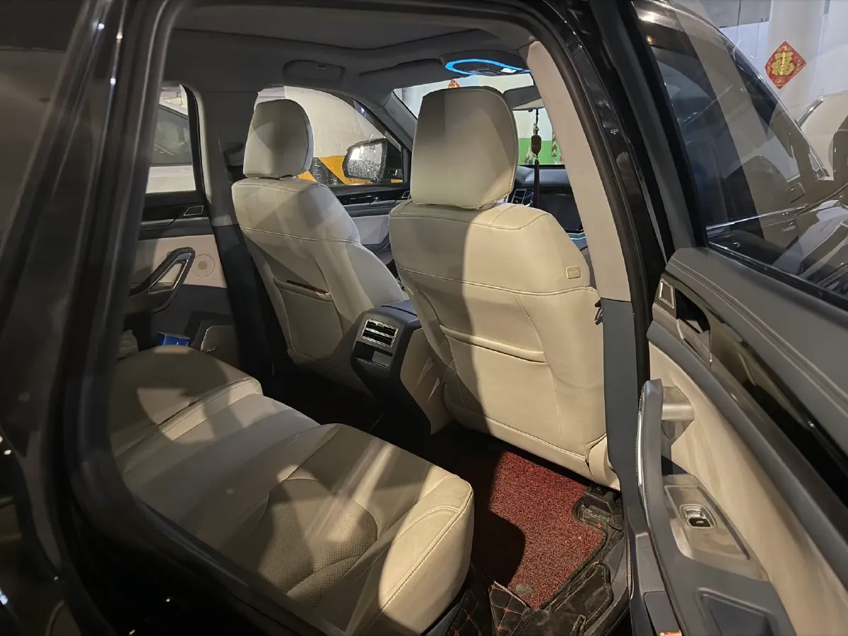 2017 Zotye Damy X7 1.8T 177HP L4 6DCT,autocango,china used car exporter,china ev exporter,chinese used car exporter,chinese used ev exporter