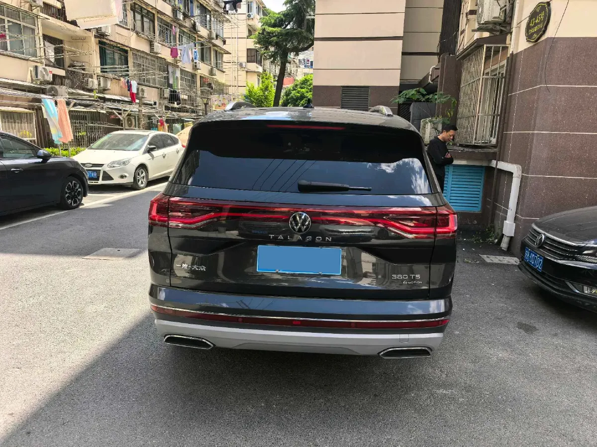 2023 Volkswagen Talagon 2.0T 220HP L4 7DCT,autocango,china used car exporter,china ev exporter,chinese used car exporter,chinese used ev exporter