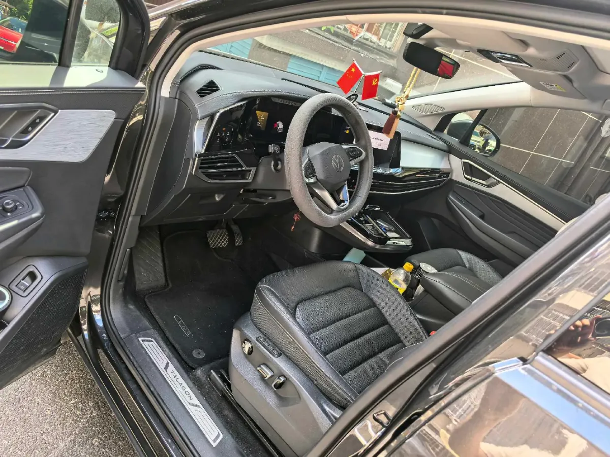 2023 Volkswagen Talagon 2.0T 220HP L4 7DCT,autocango,china used car exporter,china ev exporter,chinese used car exporter,chinese used ev exporter