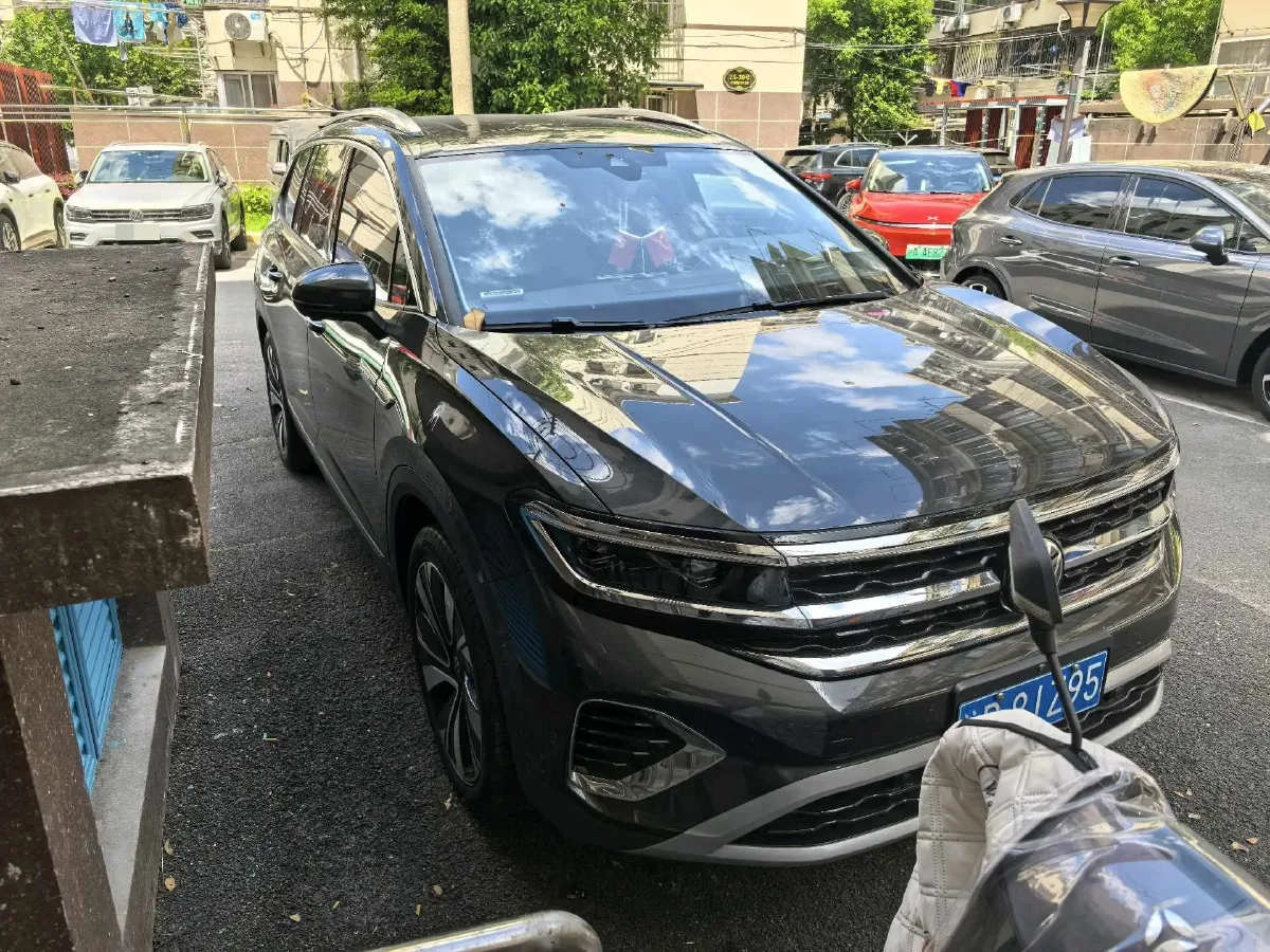2023 Volkswagen Talagon 2.0T 220HP L4 7DCT,autocango,china used car exporter,china ev exporter,chinese used car exporter,chinese used ev exporter