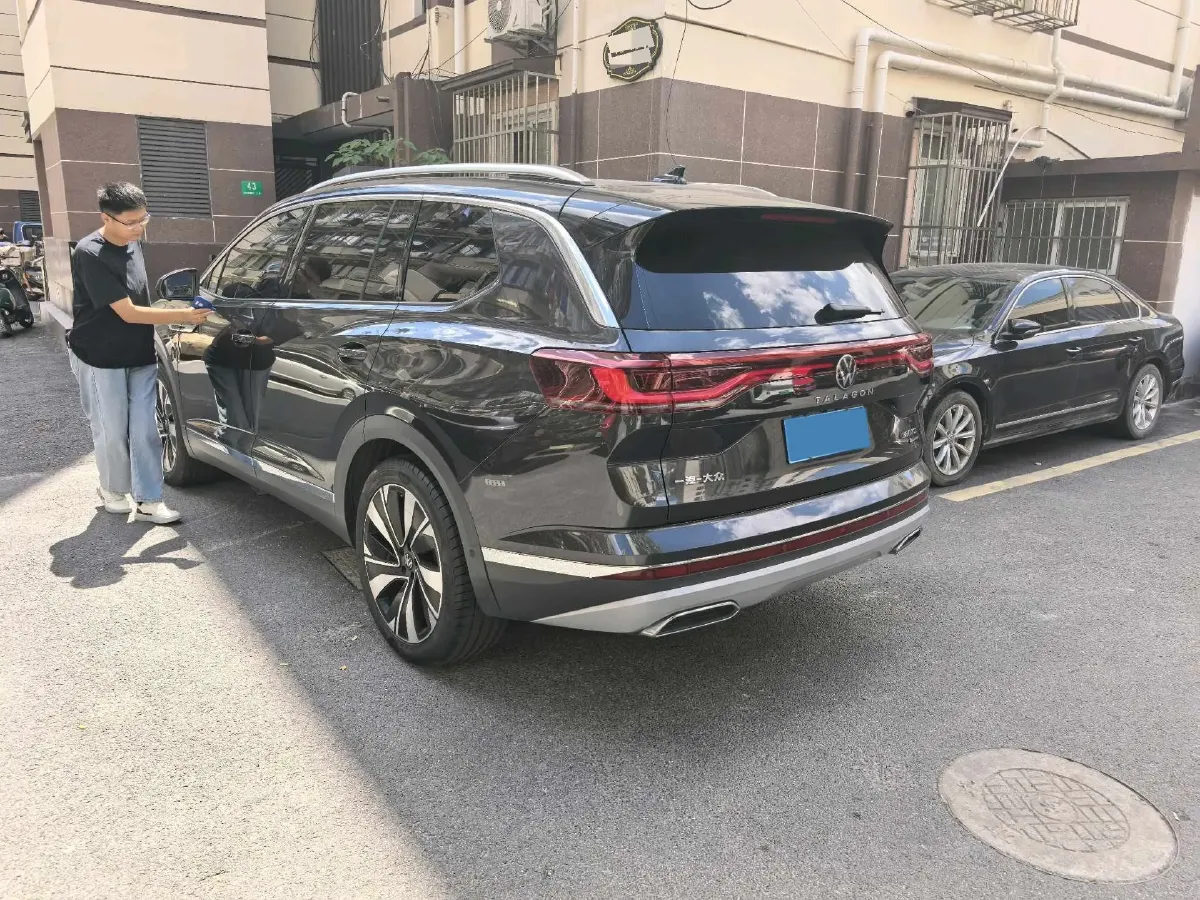 2023 Volkswagen Talagon 2.0T 220HP L4 7DCT,autocango,china used car exporter,china ev exporter,chinese used car exporter,chinese used ev exporter