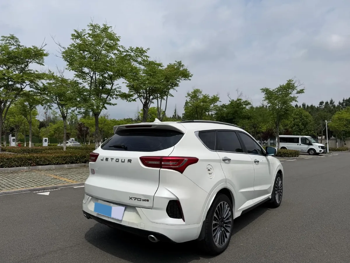 2019 Jetour X70 1.5T 156HP L4 6DCT,autocango,china used car exporter,china ev exporter,chinese used car exporter,chinese used ev exporter
