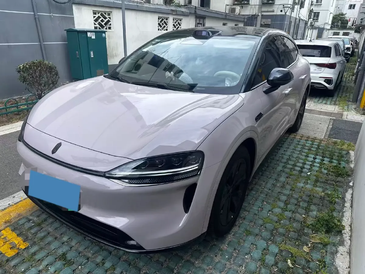 2026 Luxeed R7 REEV 156HP REEV,autocango,china used car exporter,china ev exporter,chinese used car exporter,chinese used ev exporter