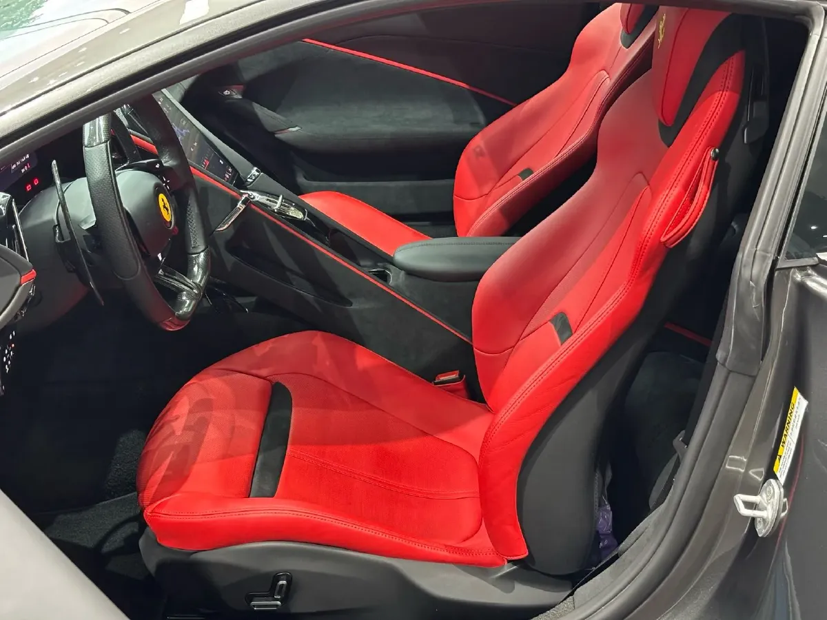 2020 Ferrari Roma 3.9T 620HP V8 8DCT,autocango,china used car exporter,china ev exporter,chinese used car exporter,chinese used ev exporter