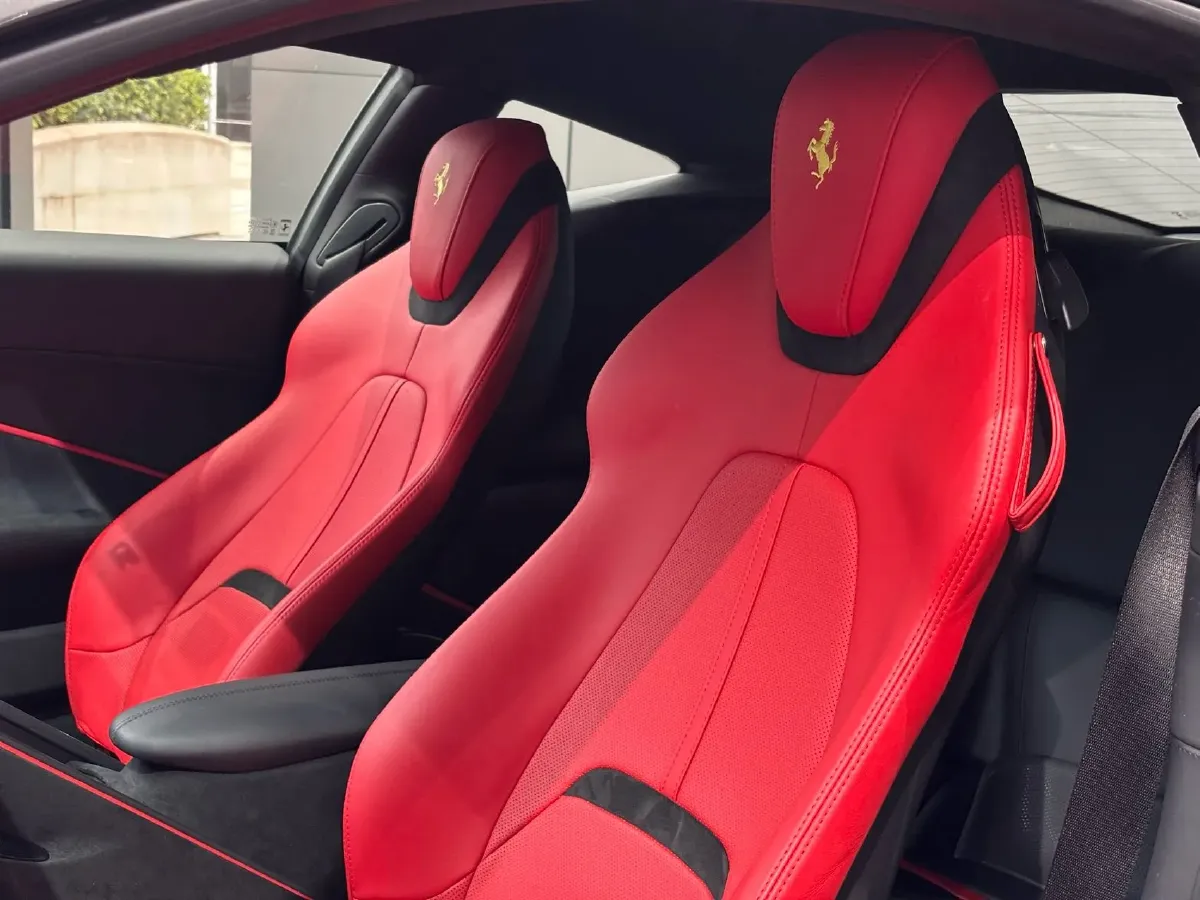 2020 Ferrari Roma 3.9T 620HP V8 8DCT,autocango,china used car exporter,china ev exporter,chinese used car exporter,chinese used ev exporter
