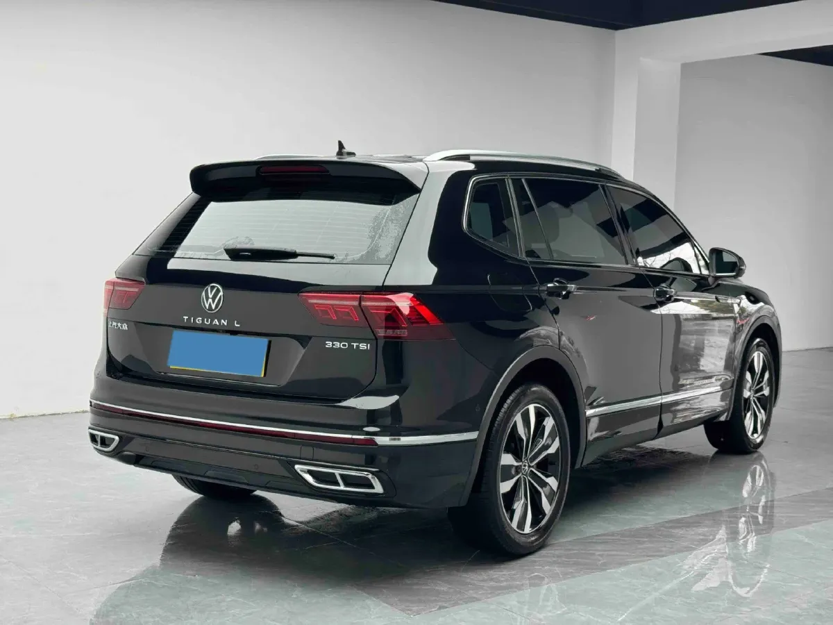 2024 Volkswagen Tiguan L 2.0T 186HP L4 7DCT,autocango,china used car exporter,china ev exporter,chinese used car exporter,chinese used ev exporter