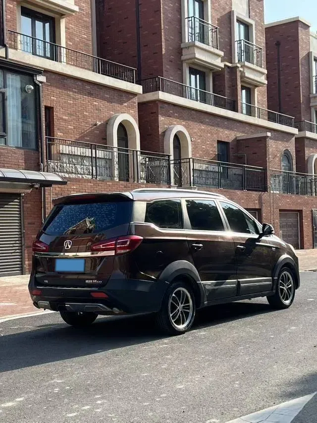 2017 BAIC WeiWang M60 1.5T 150HP L4 CVT,autocango,china used car exporter,china ev exporter,chinese used car exporter,chinese used ev exporter
