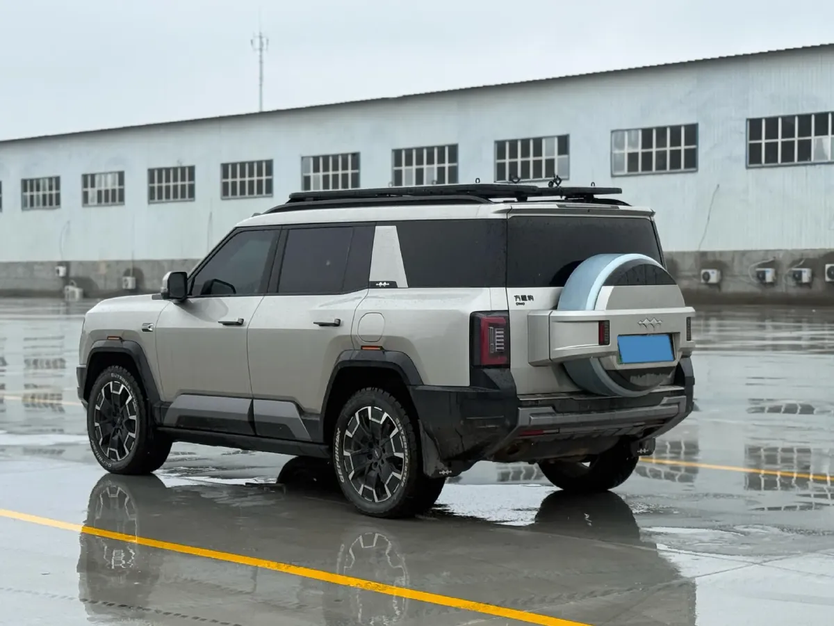 2025 FangChengBao Bao 8 2.0T 245HP L4 E-CVT PHEV 36.8KWH,autocango,china used car exporter,china ev exporter,chinese used car exporter,chinese used ev exporter
