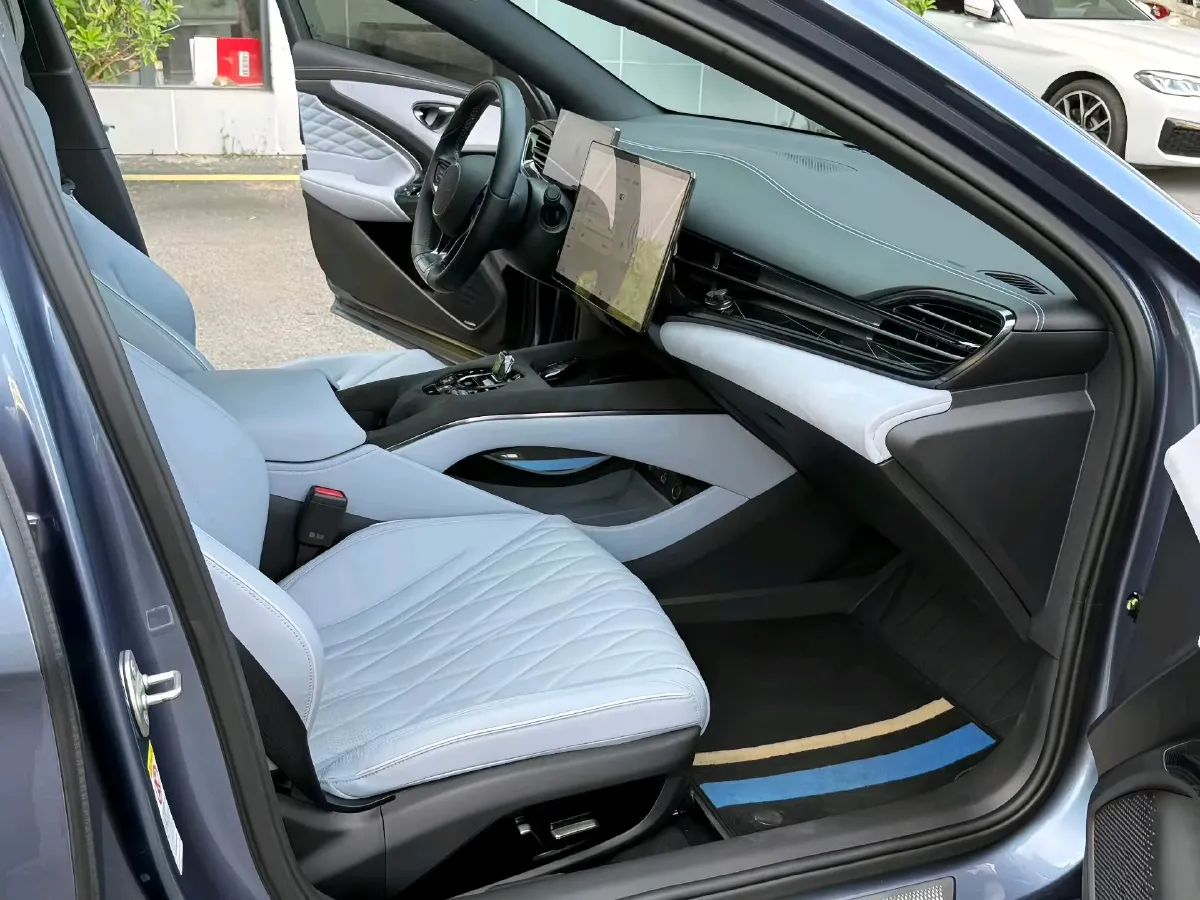 2022 MAXUS DaJia 5 BEV 70KWH,autocango,china used car exporter,china ev exporter,chinese used car exporter,chinese used ev exporter