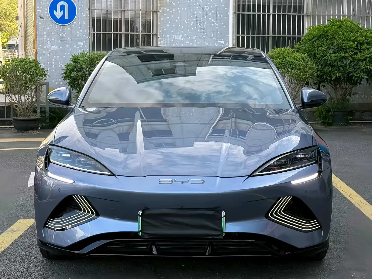 2022 MAXUS DaJia 5 BEV 70KWH,autocango,china used car exporter,china ev exporter,chinese used car exporter,chinese used ev exporter
