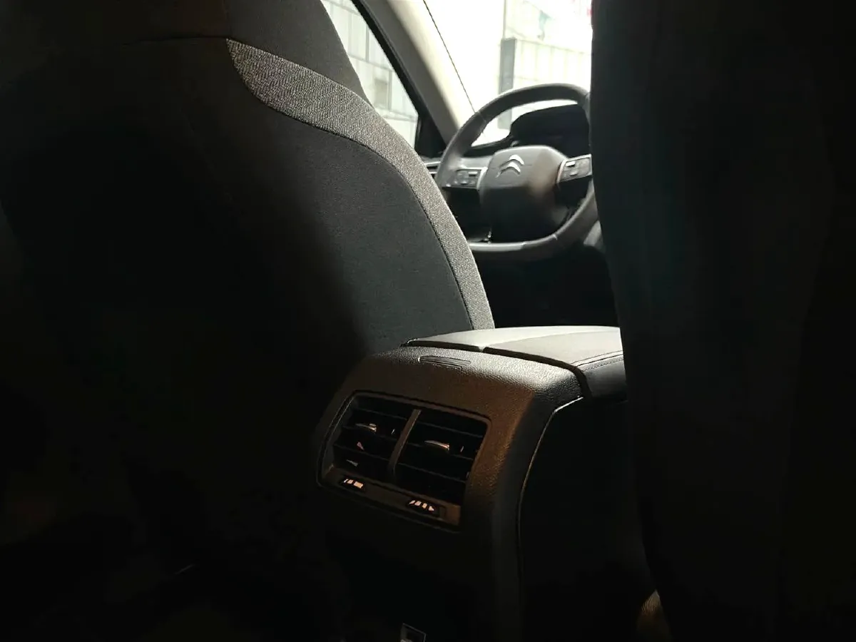 2023 Geely Galaxy L7 1.5T 163HP L4 3DHT PHEV 9.11KWH,autocango,china used car exporter,china ev exporter,chinese used car exporter,chinese used ev exporter