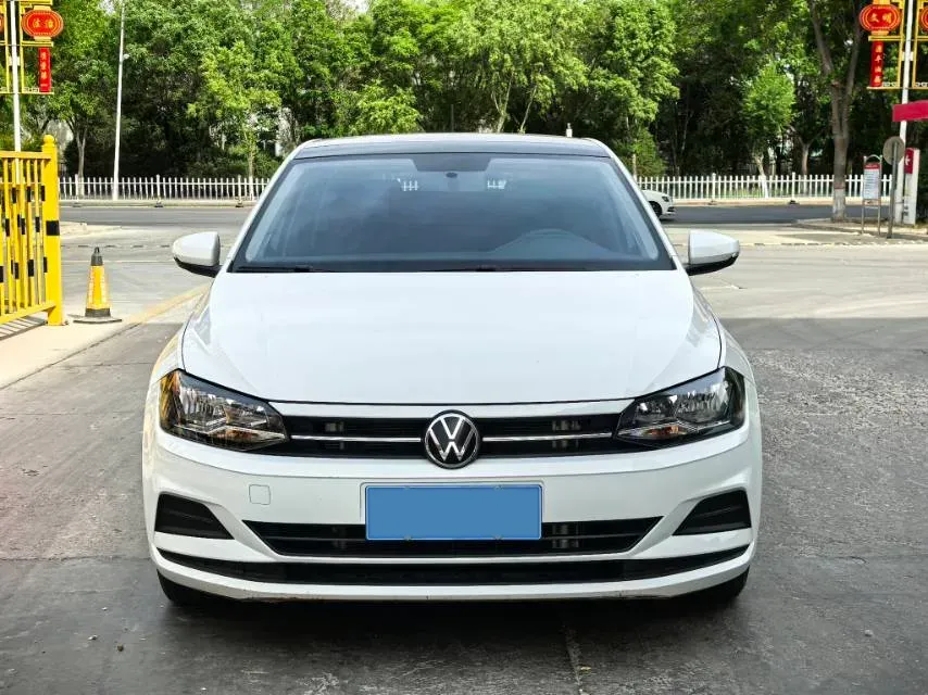 2023 Volkswagen Polo 1.5L 110HP L4 6AT,autocango,china used car exporter,china ev exporter,chinese used car exporter,chinese used ev exporter