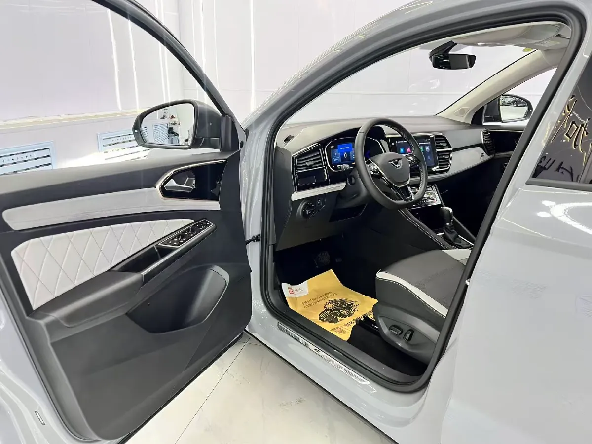 2023 Jetta VS7 1.4T 150HP L4 6AT,autocango,china used car exporter,china ev exporter,chinese used car exporter,chinese used ev exporter