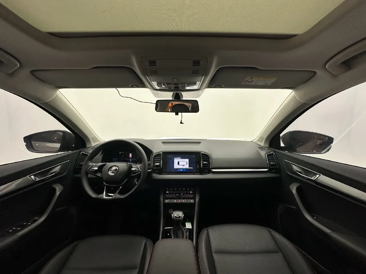 2022 Skoda Karoq 1.4T 150HP L4 7DCT,autocango,china used car exporter,china ev exporter,chinese used car exporter,chinese used ev exporter