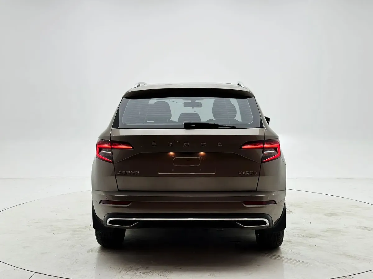 2022 Skoda Karoq 1.4T 150HP L4 7DCT,autocango,china used car exporter,china ev exporter,chinese used car exporter,chinese used ev exporter