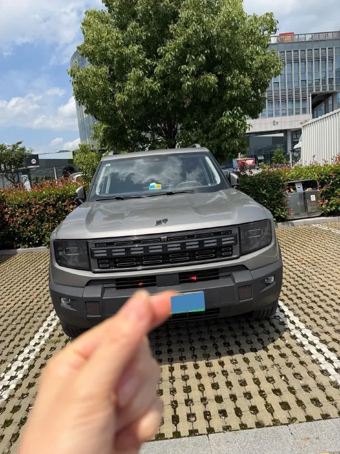 2025 MAXUS XinTu V70 2.0T 150HP L4 9AT,autocango,china used car exporter,china ev exporter,chinese used car exporter,chinese used ev exporter