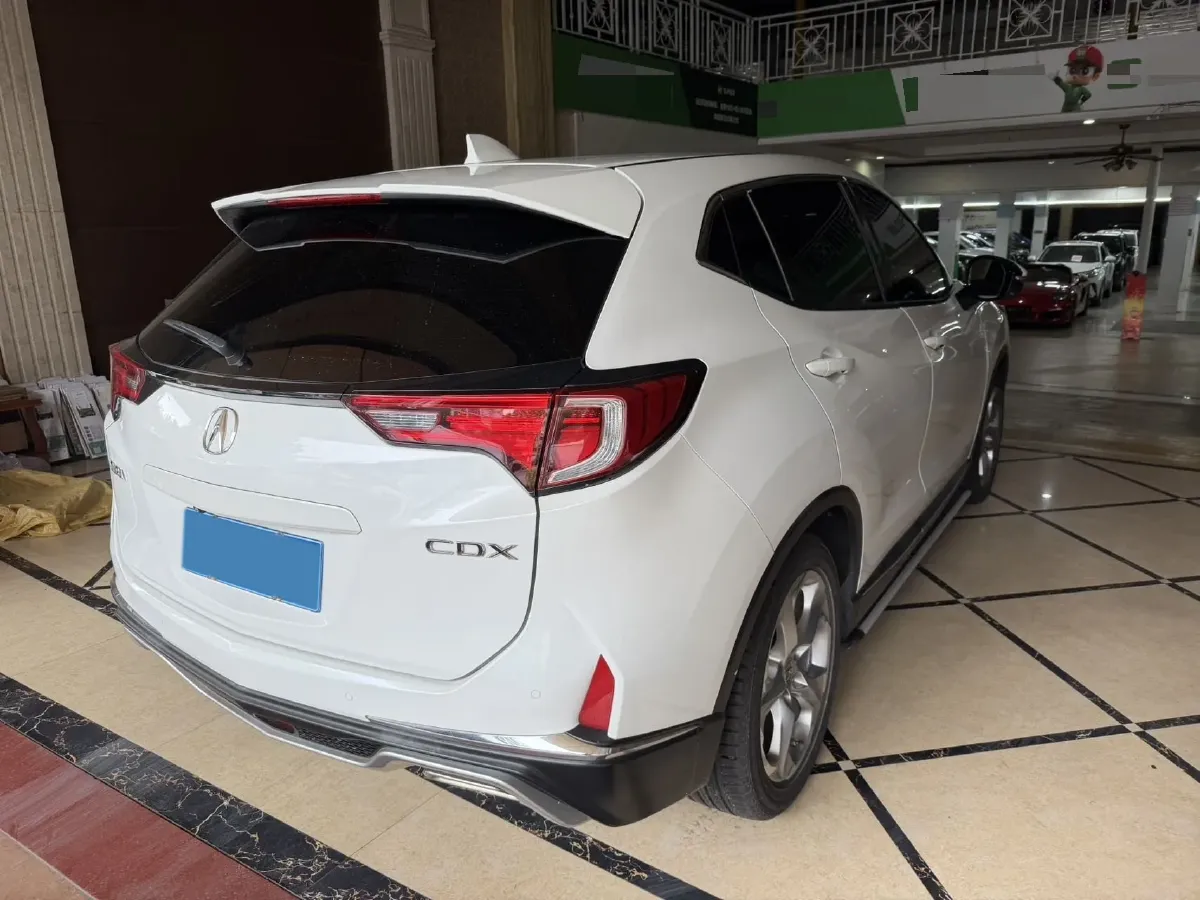 2016 Acura CDX 1.5T 182HP L4 8DCT,autocango,china used car exporter,china ev exporter,chinese used car exporter,chinese used ev exporter