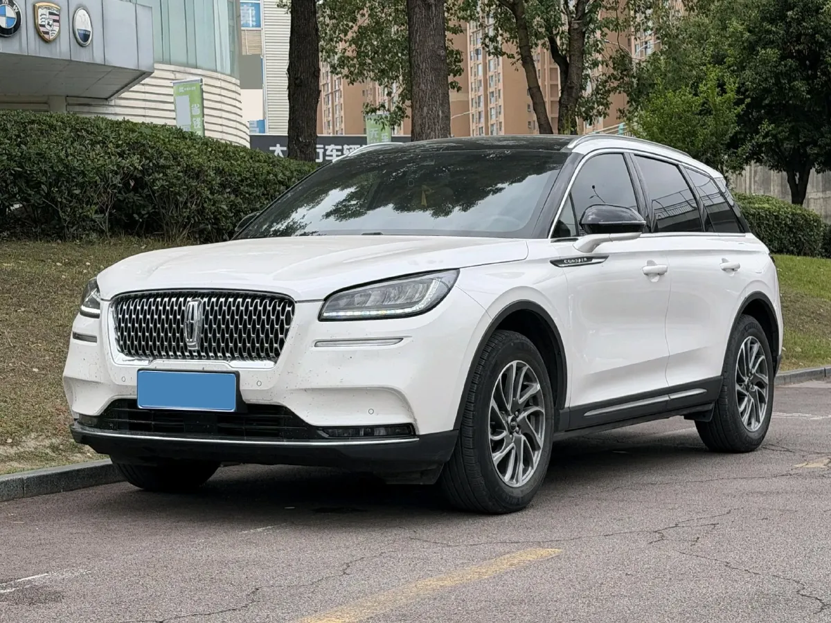 2021 Lincoln Corsair 2.0T 245HP L4 8AT,autocango,china used car exporter,china ev exporter,chinese used car exporter,chinese used ev exporter