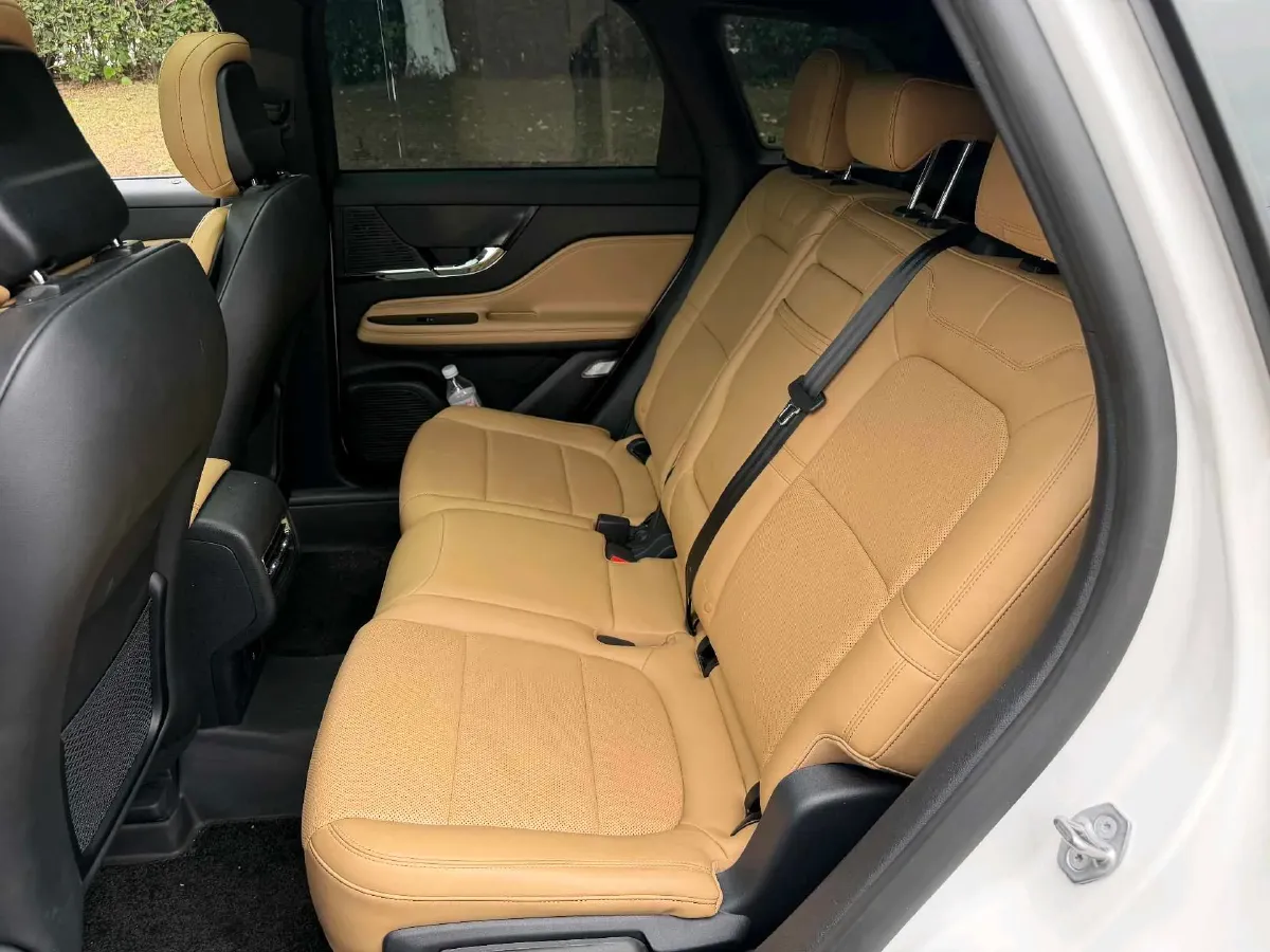 2021 Lincoln Corsair 2.0T 245HP L4 8AT,autocango,china used car exporter,china ev exporter,chinese used car exporter,chinese used ev exporter