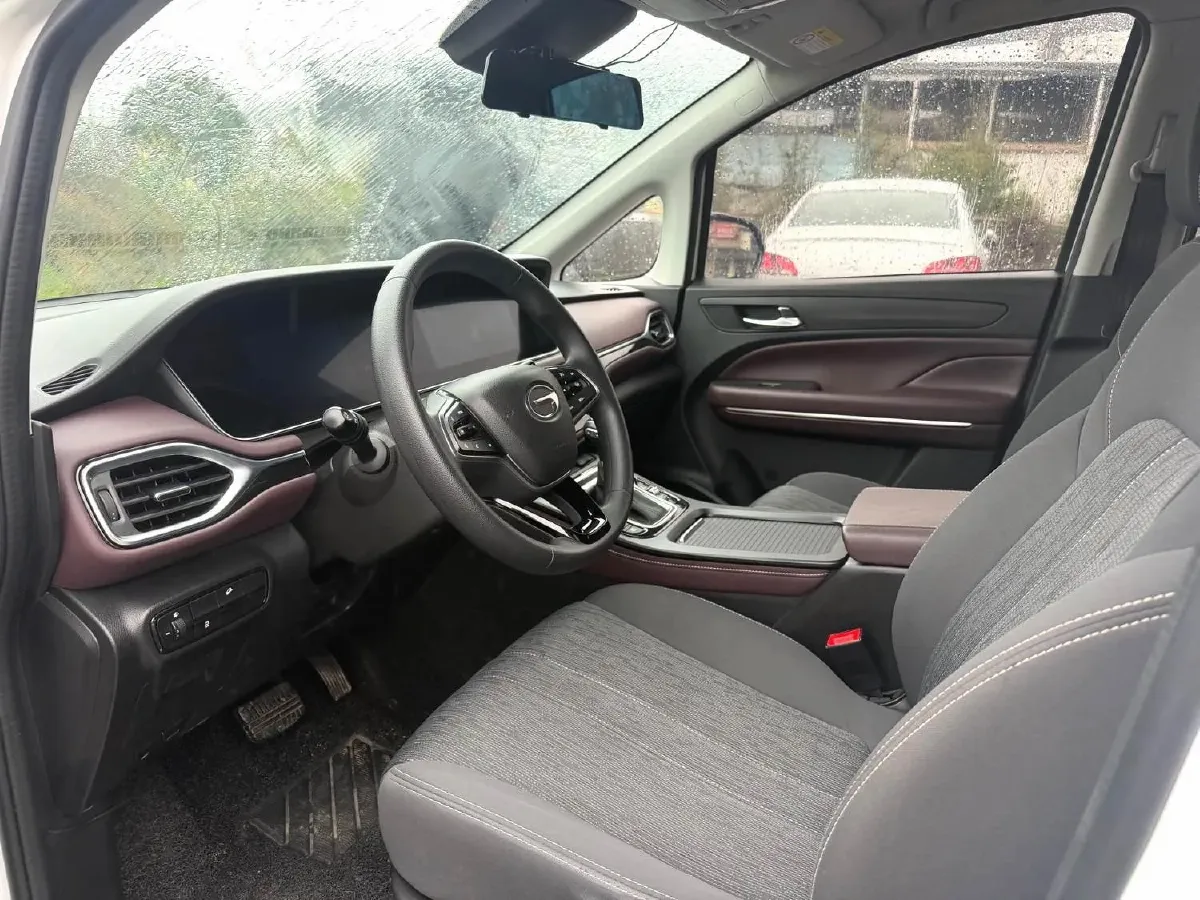2021 GAC Trumpchi M6 1.5T 169HP L4 7DCT,autocango,china used car exporter,china ev exporter,chinese used car exporter,chinese used ev exporter
