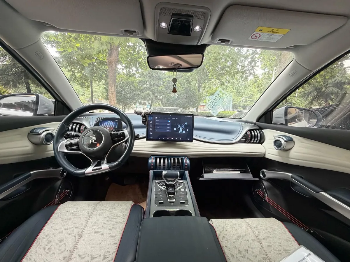2022 Roewe RX5 MAX 1.5T 181HP L4 6AT,autocango,china used car exporter,china ev exporter,chinese used car exporter,chinese used ev exporter