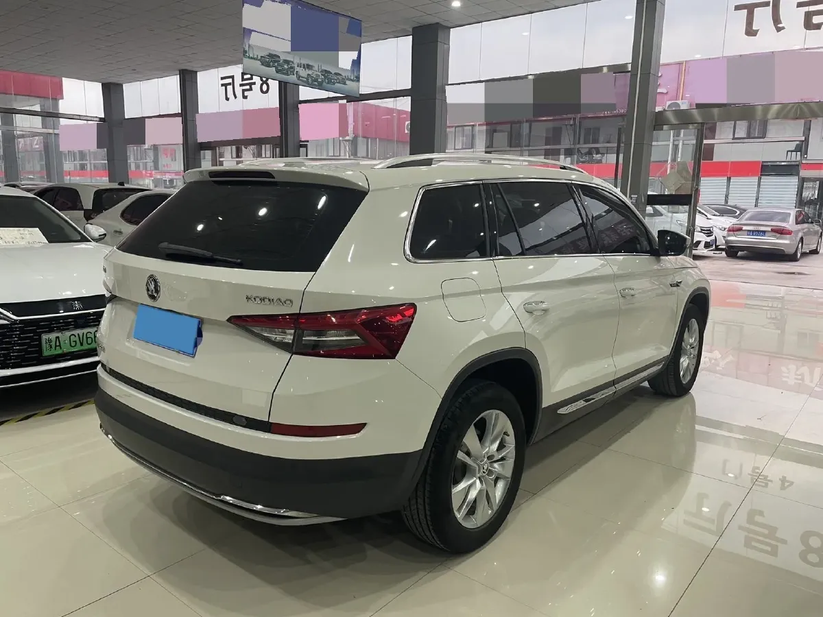 2018 Skoda Kodiak 2.0T 186HP L4 7DCT,autocango,china used car exporter,china ev exporter,chinese used car exporter,chinese used ev exporter
