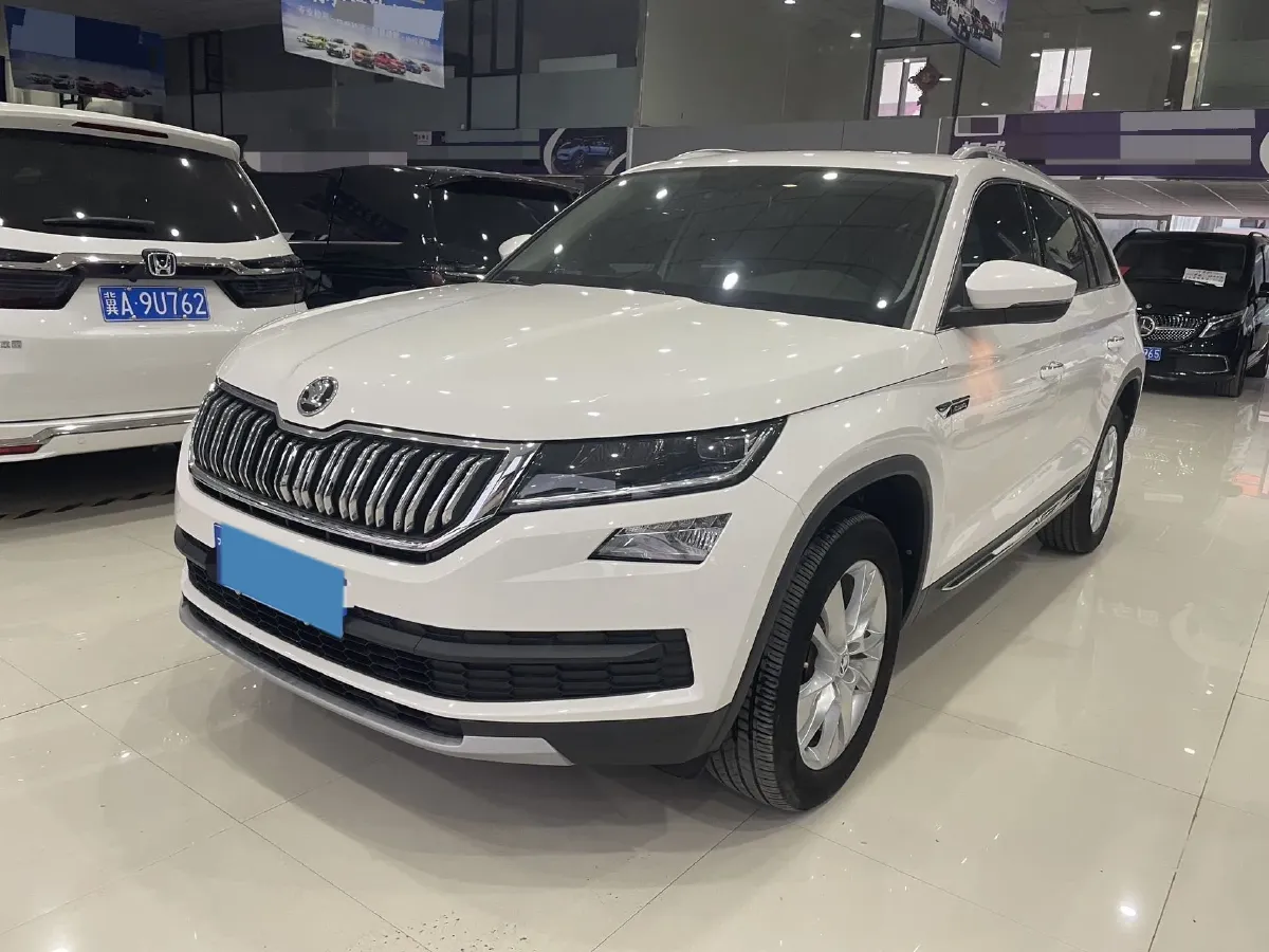 2018 Skoda Kodiak 2.0T 186HP L4 7DCT,autocango,china used car exporter,china ev exporter,chinese used car exporter,chinese used ev exporter