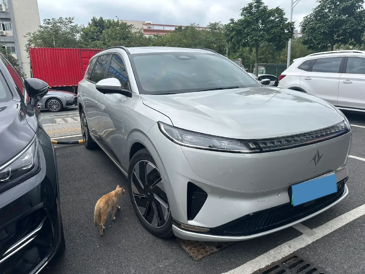 2025 DongFeng eπ eπ008 1.5T 147HP L4 REEV 34.32KWH,autocango,china used car exporter,china ev exporter,chinese used car exporter,chinese used ev exporter