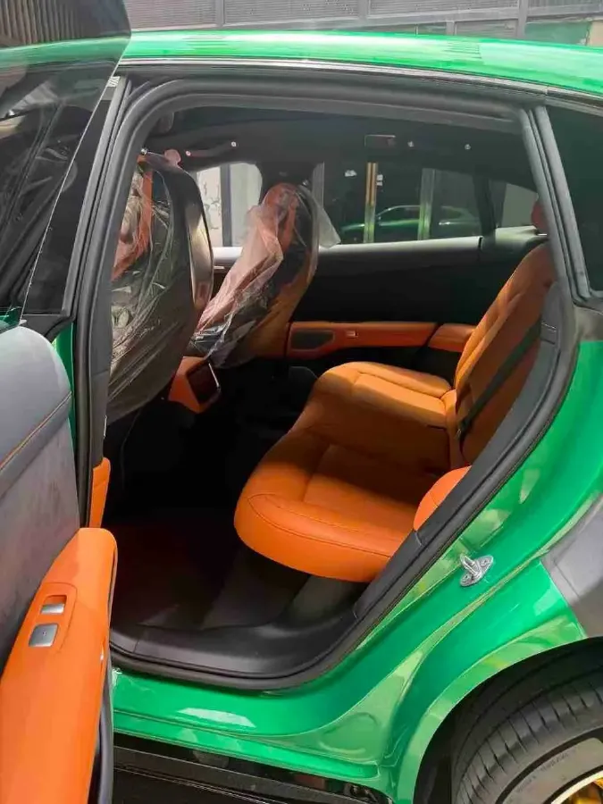 2025 MI YU7 BEV 101.7KWH,autocango,china used car exporter,china ev exporter,chinese used car exporter,chinese used ev exporter