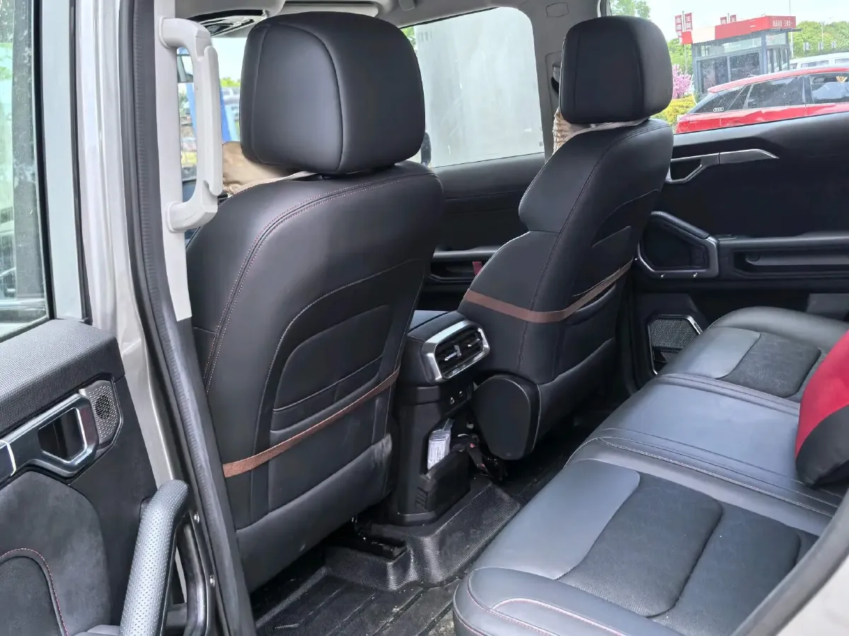 2024 Jetour ShanHai TravellerC-DM 1.5T 156HP L4 3DHT PHEV 26.7KWH,autocango,china used car exporter,china ev exporter,chinese used car exporter,chinese used ev exporter