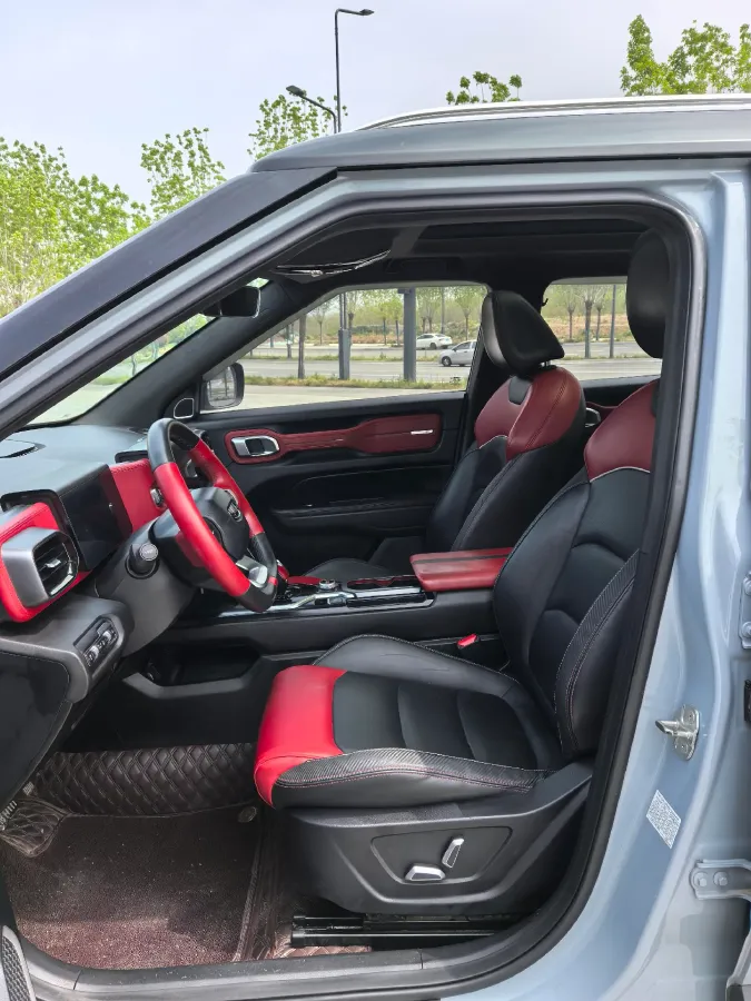 2020 Geely ICON 1.5T 177HP L3 7DCT,autocango,china used car exporter,china ev exporter,chinese used car exporter,chinese used ev exporter