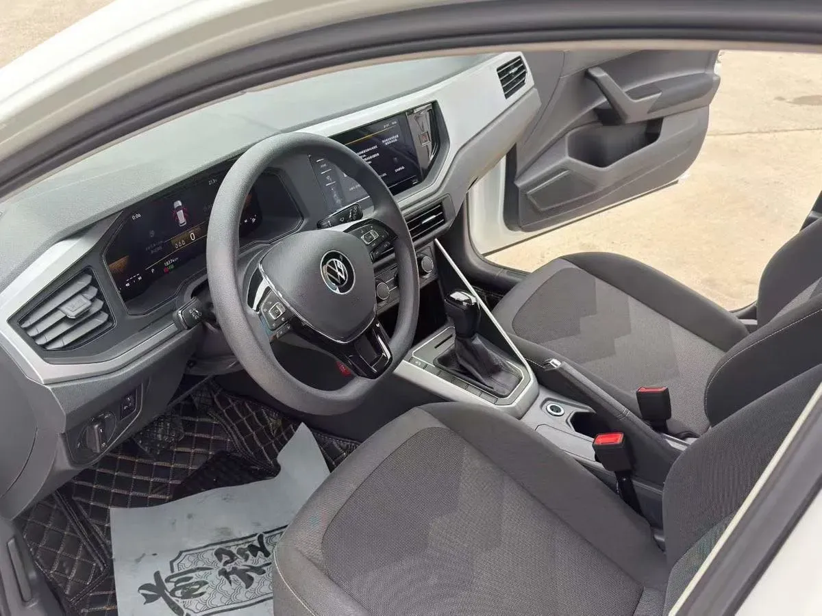 2023 Volkswagen Polo 1.5L 113HP L4 6AT,autocango,china used car exporter,china ev exporter,chinese used car exporter,chinese used ev exporter