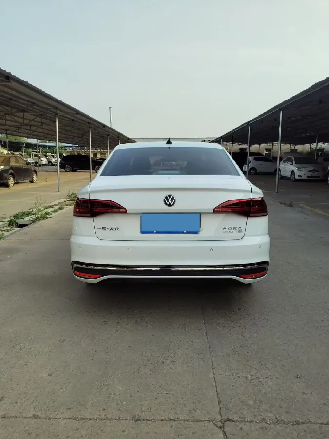 2023 Volkswagen Bora 1.2T 116HP L4 7DCT,autocango,china used car exporter,china ev exporter,chinese used car exporter,chinese used ev exporter