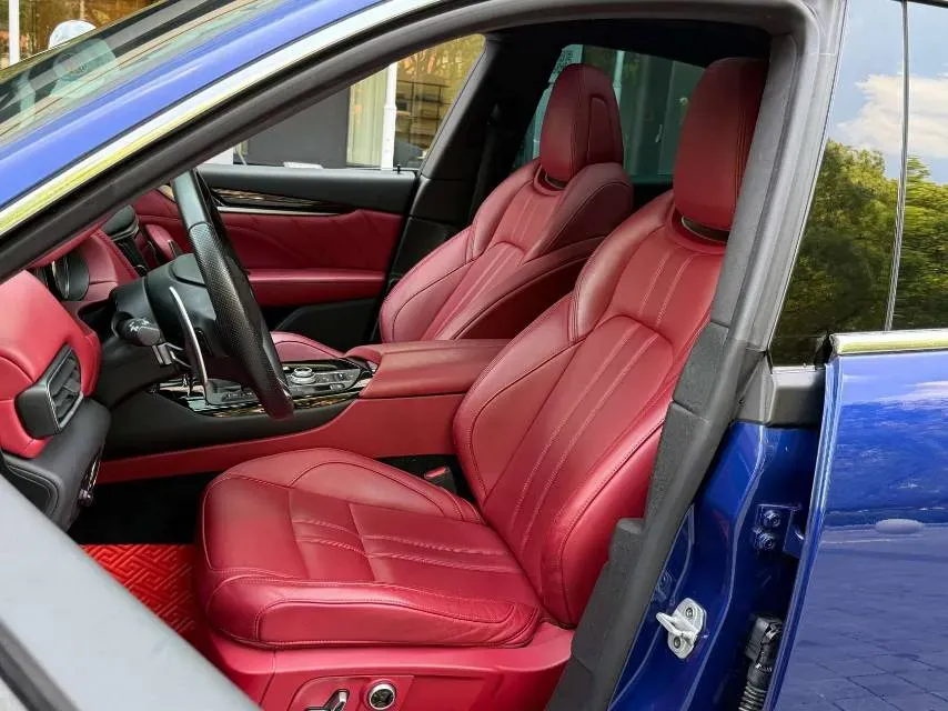 2022 Maserati Levante 3.0T 350HP V6 8AT,autocango,china used car exporter,china ev exporter,chinese used car exporter,chinese used ev exporter