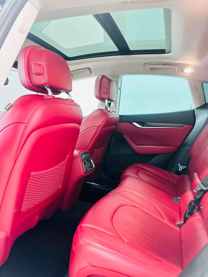 2018 Jaguar XJ 3.0T 340HP V6 8AT,autocango,china used car exporter,china ev exporter,chinese used car exporter,chinese used ev exporter
