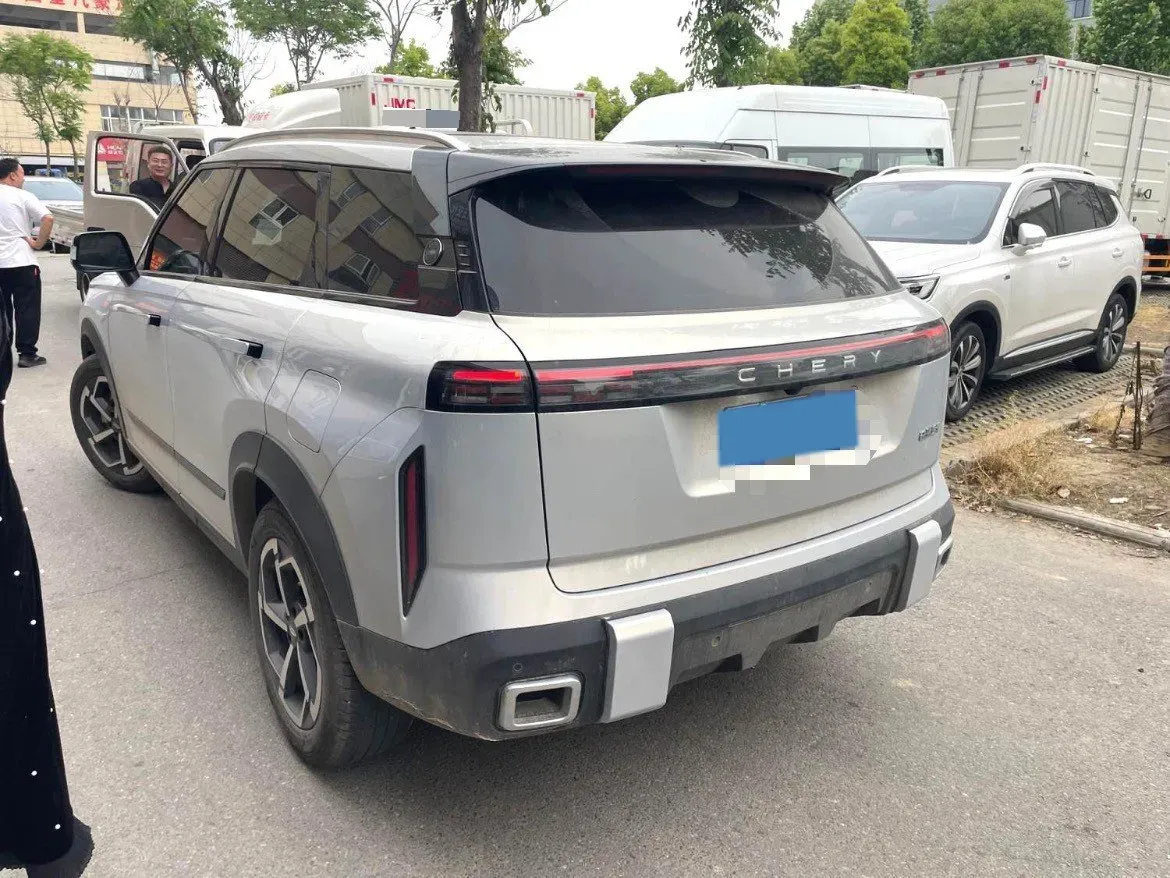 2023 Chery Exploration 06 1.6T 197HP L4 7DCT,autocango,china used car exporter,china ev exporter,chinese used car exporter,chinese used ev exporter