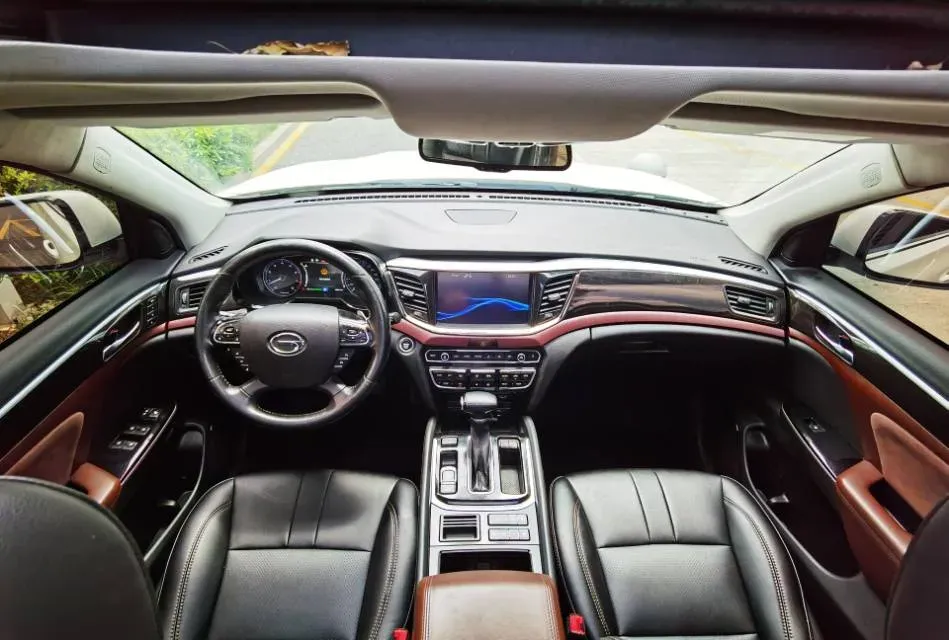 2017 GAC Trumpchi GS8 2.0T 201HP L4 6AT,autocango,china used car exporter,china ev exporter,chinese used car exporter,chinese used ev exporter