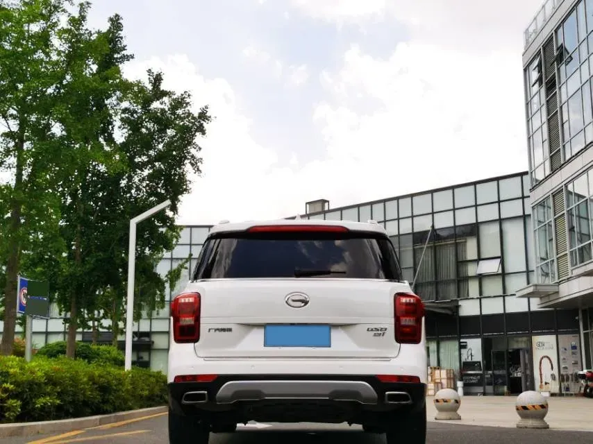 2017 GAC Trumpchi GS8 2.0T 201HP L4 6AT,autocango,china used car exporter,china ev exporter,chinese used car exporter,chinese used ev exporter