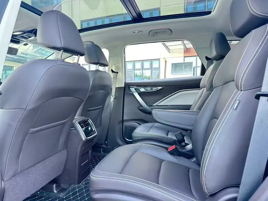 2019 Geely JiaJi 1.5T 177HP L3 7DCT,autocango,china used car exporter,china ev exporter,chinese used car exporter,chinese used ev exporter