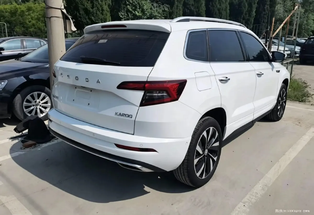 2024 Skoda Karoq 1.4T 150HP L4 7DCT,autocango,china used car exporter,china ev exporter,chinese used car exporter,chinese used ev exporter